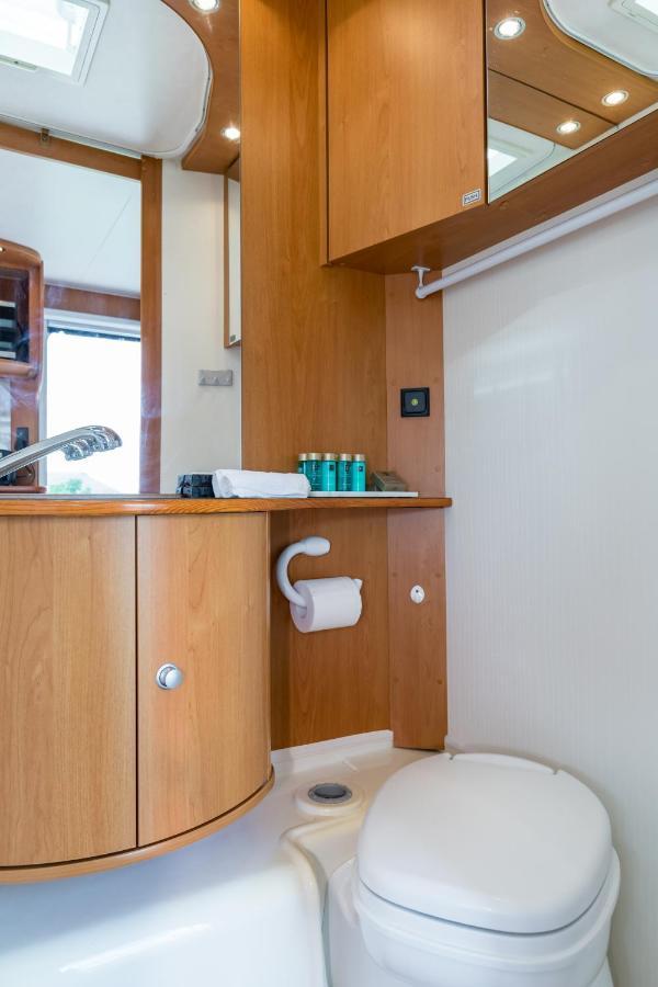 Cosy Caravan On Luxury Campsite Hulme End 외부 사진
