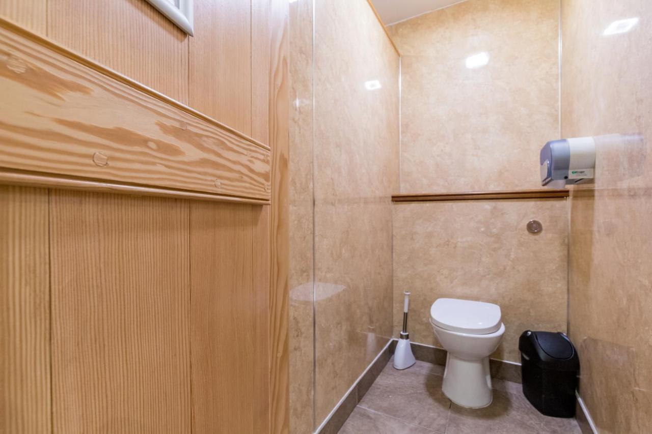 Cosy Caravan On Luxury Campsite Hulme End 외부 사진